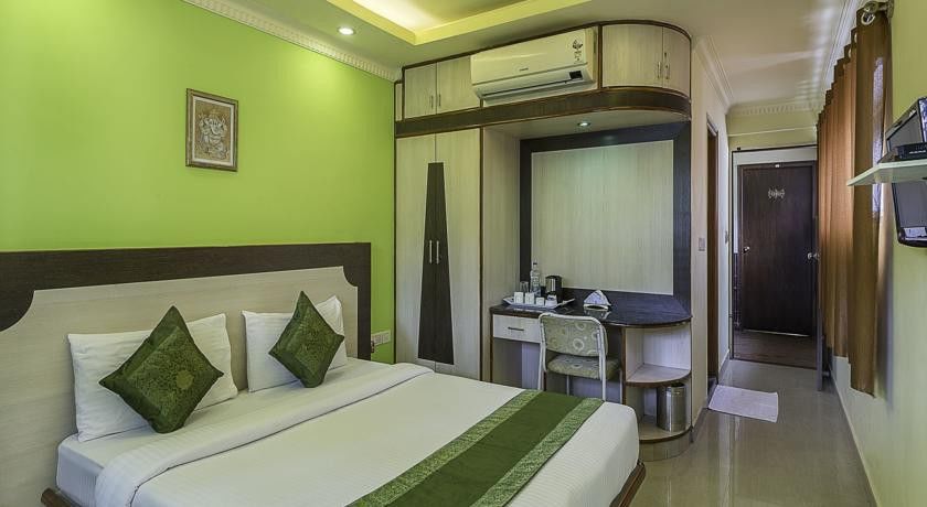 Treebo Trip Grand Regency Hotel Bangalore Exterior photo