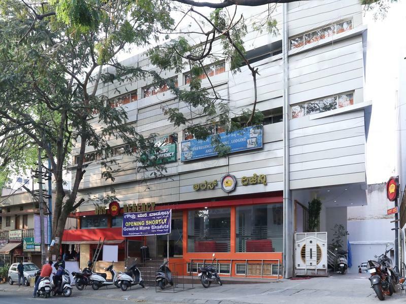 Treebo Trip Grand Regency Hotel Bangalore Exterior photo